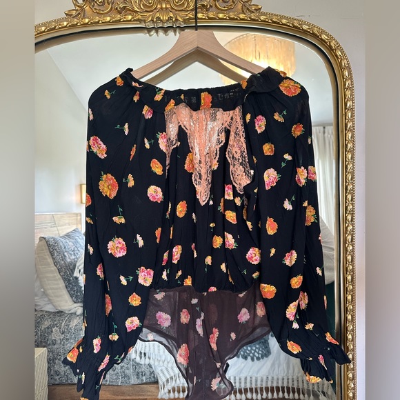 Free People Poppy Lace Inset Floral Long Sleeve Printed Bodysuit XS - Picture 4 of 8